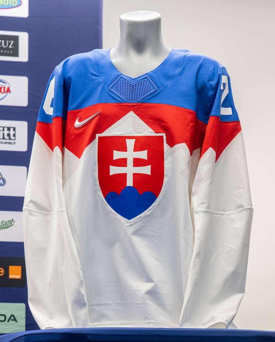Hosťujúci dres Slovenska na ZOH.