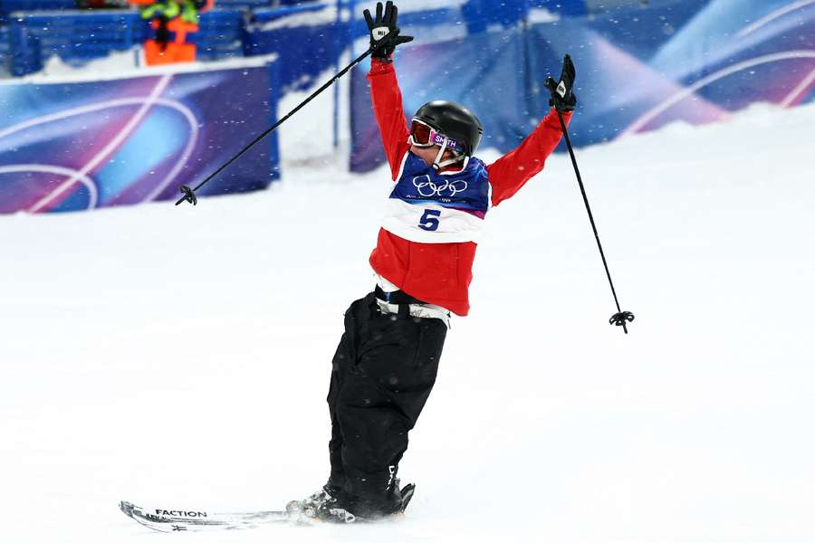 Frostad celebrates stunning gold Frostad celebrates stunning gold