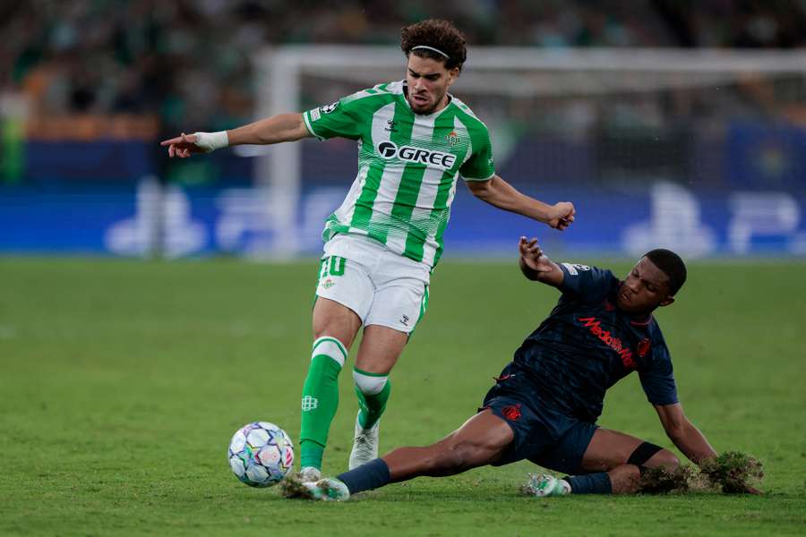 Abde, seguido por el PSG Abde, seguido por el PSG