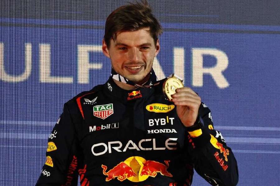 Verstappen venceu a corrida noturna do ano passado em Jeddah