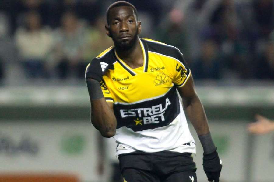 Bolasie teve boas atuações em seu primeiro ano no futebol brasileiro e seguirá no país