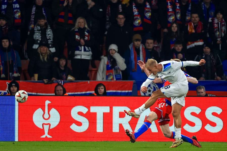 Gustavi Isaksen scores the decisive goal against Viktoria Plzen