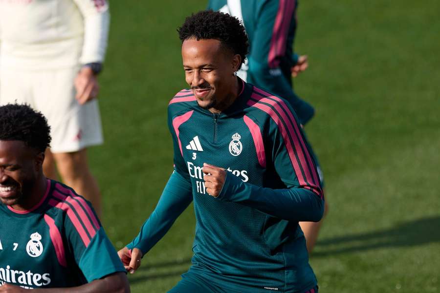 Eder Militao la antrenamente Eder Militao la antrenamente