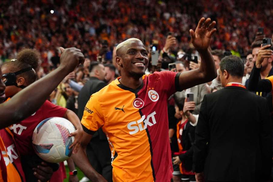 Galatasaray coach Okan admits Calhanoglu hopes: But Osimhen the priority