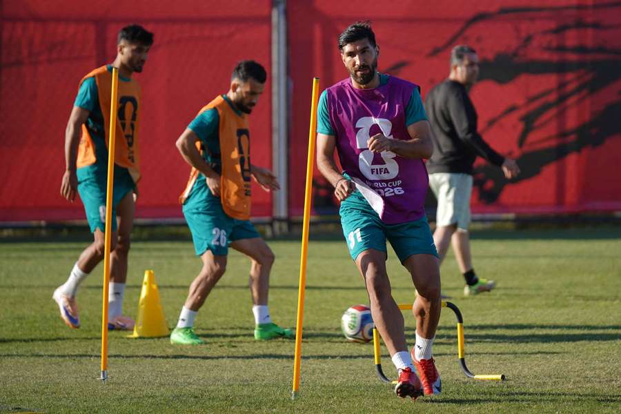 La selección de Irán entrena ajena a lo ocurrido