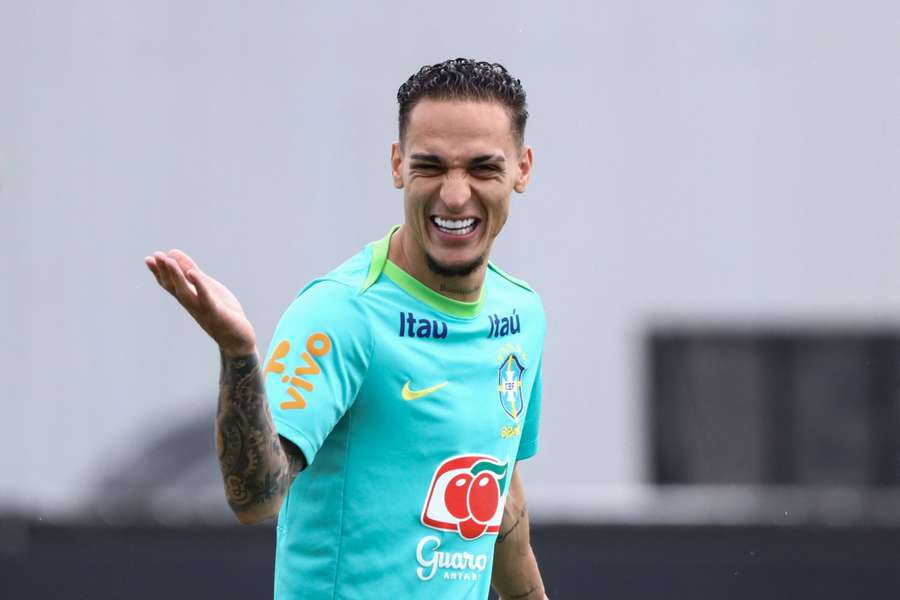 Antony, durante un entrenamiento con Brasil antes de iniciar sus vacaciones