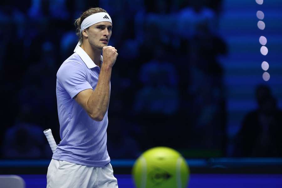 Alexander Zverev siegt in Turin.