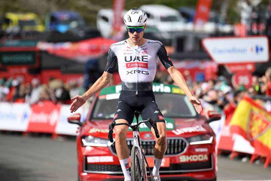 Ayuso gewann die achte Etappe der Vuelta a Espana