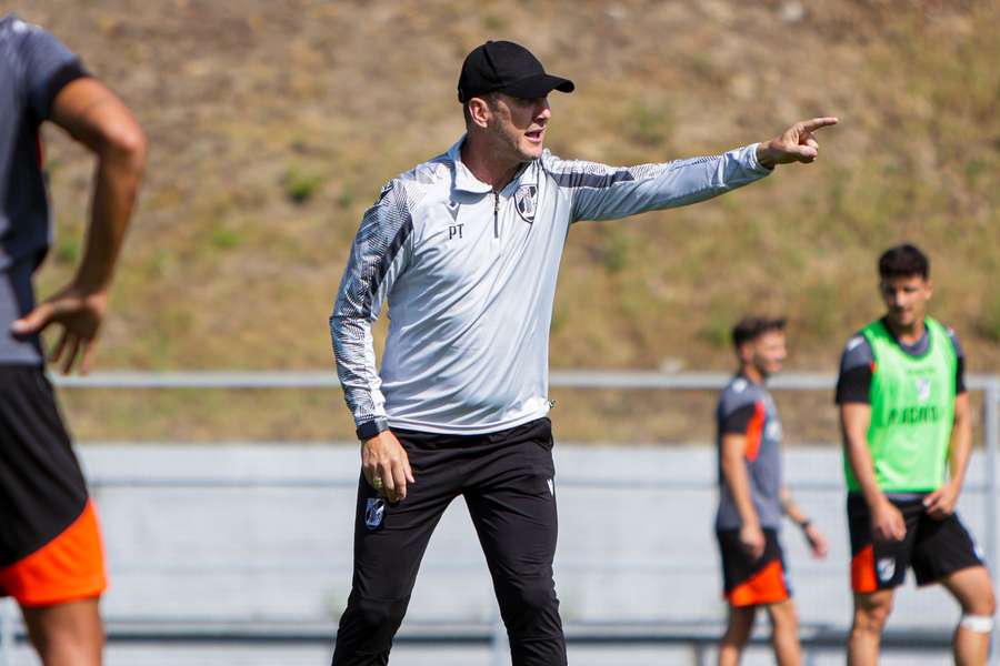 Paulo Turra prepara visita à Luz
