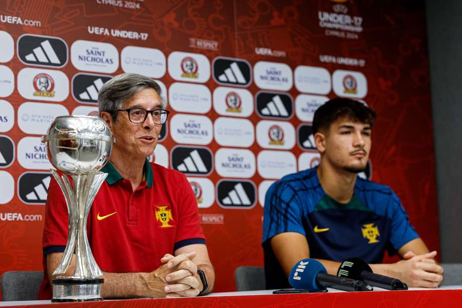 João Santos e Diogo Ferreira na conferência de imprensa