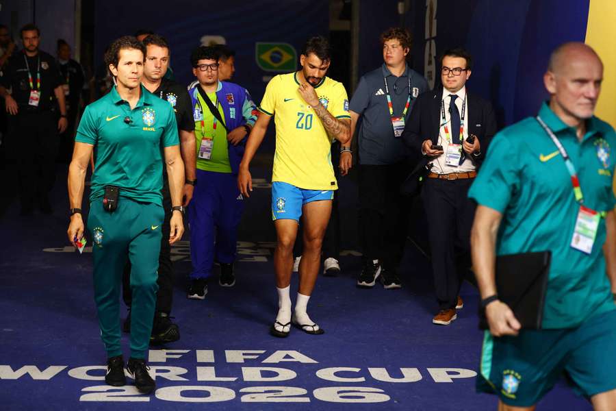 Lucas Paquetá pode ser dor de cabeça para Carlo Ancelotti