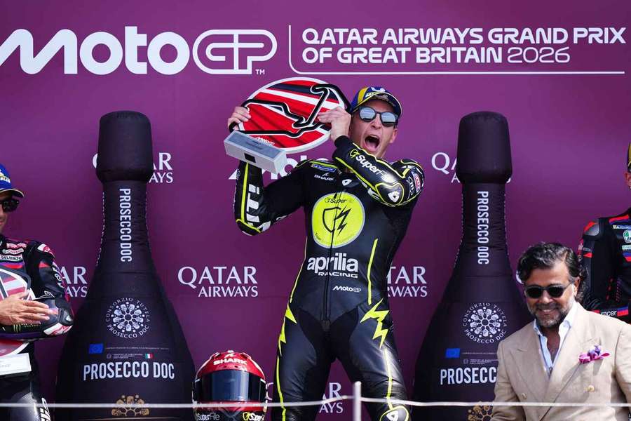 Fernandez celebrates his win Fernandez celebrates his win
