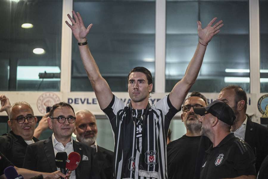 Dusan Vlahovic Dusan Vlahovic