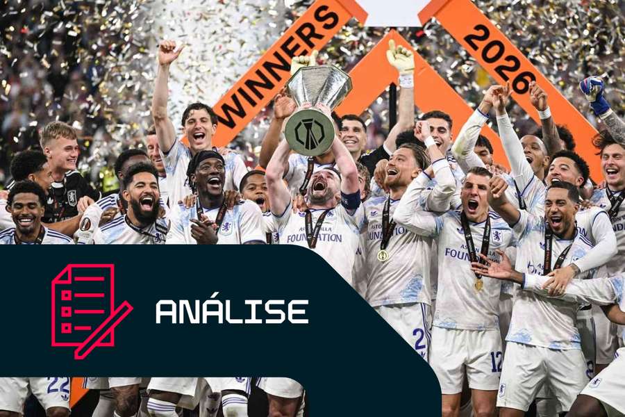 Aston Villa levanta o troféu da Liga Europa após vencer o Friburgo Aston Villa levanta o troféu da Liga Europa após vencer o Friburgo