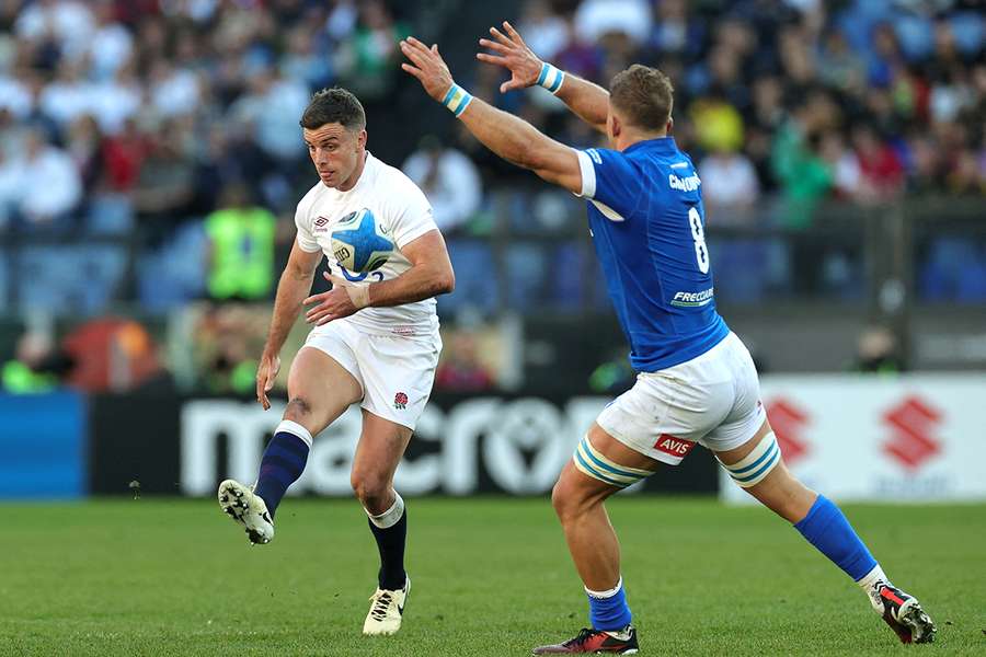 England squeeze past Italy in Six Nations opener
