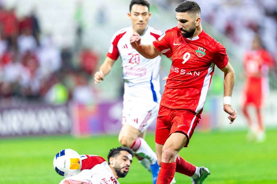 Shabab Al-Ahli empatou com o Al Sharjah