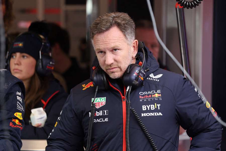 Red Bull Austria sagde i en erklæring mandag, at de undersøgte en klage over Horner.