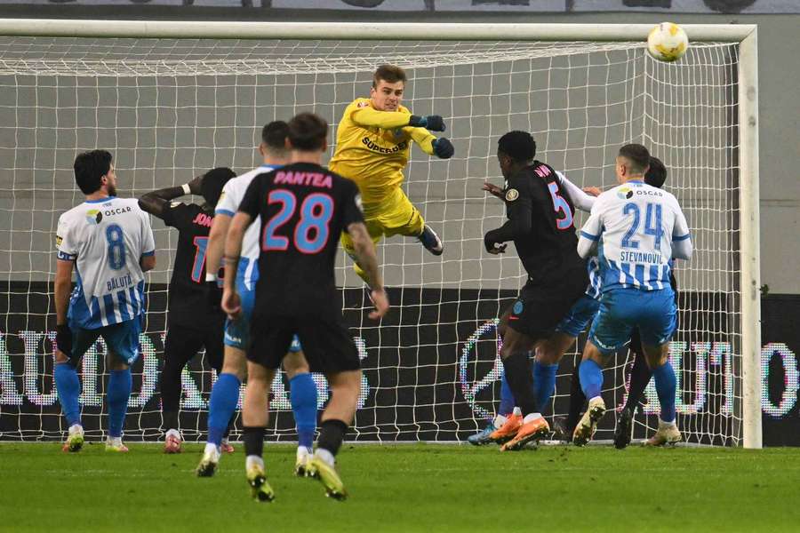 Universitatea Craiova și FCSB remizează pe Ion Oblemenco