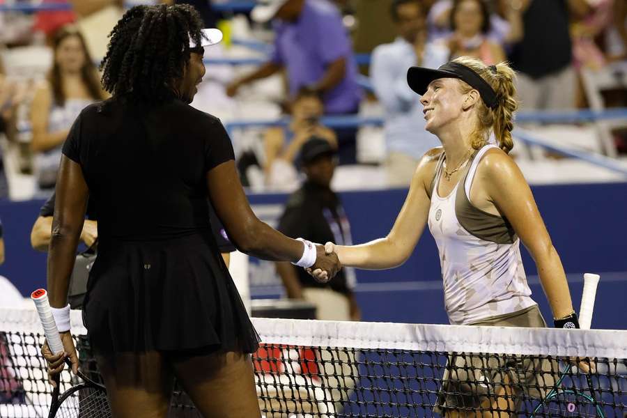 Tenis Flash: Magdalena Fręch w ćwierćfinale w Waszyngtonie po zwycięstwie nad Venus Williams