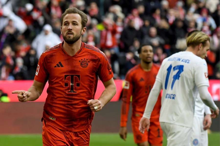 Harry Kane fez dois gols em Bayern de Munique 4x3 Holstein Kiel