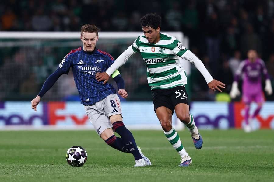 João Simões foi titular no lugar de Hjulmand