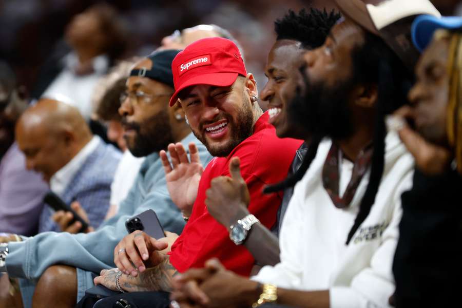 Neymar e Vinícius Júnior acompanharam o jogo em Miami