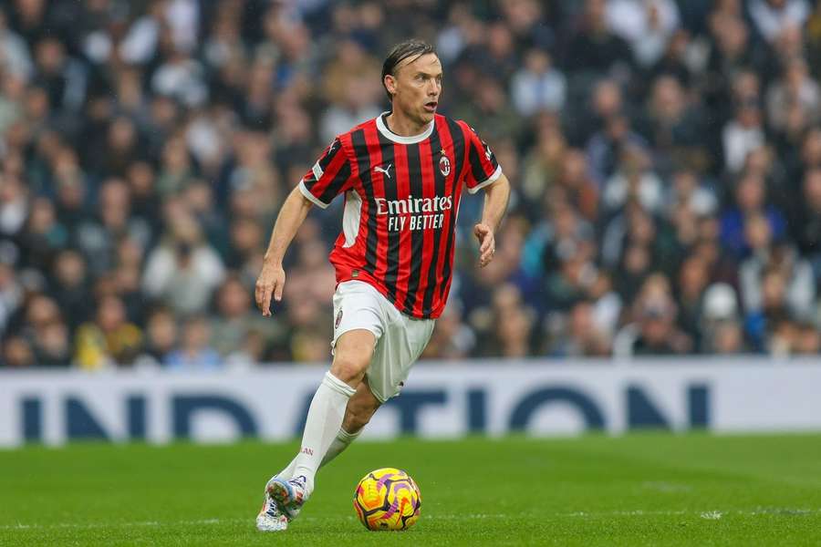 Dario Simic num jogo de lendas do AC Milan