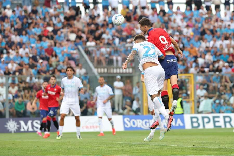 Osasuna s’est incliné face à Naples malgré le but de Budimir