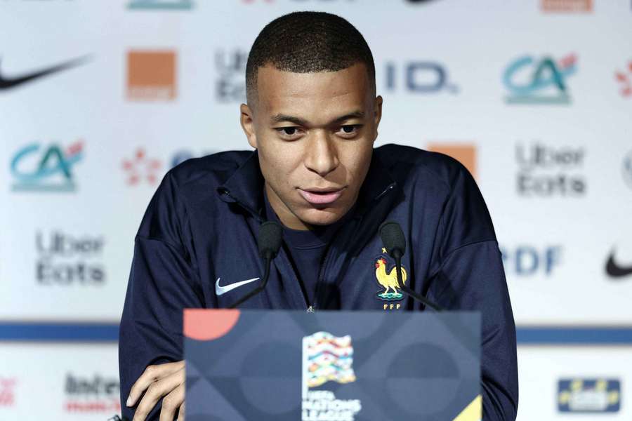 Mbappé está de volta ao Parque dos Príncipes