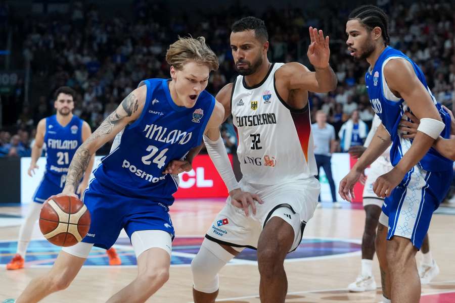 Niemcy pokonali Finów i zagrają o złoto EuroBasektu