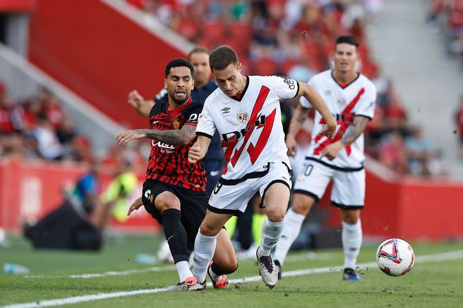 FIFA le-a penalizat pe Rayo Vallecano și Mallorca