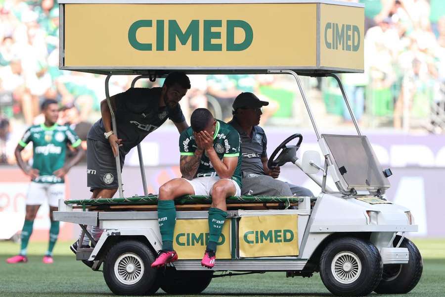 Tabata deve ter interrompido seu bom momento no Verdão