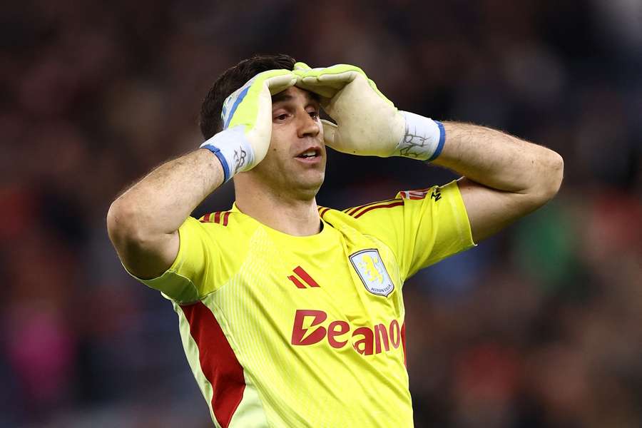 Aston Villa eye two Ligue 1 'keepers in search for Emi Martinez successor