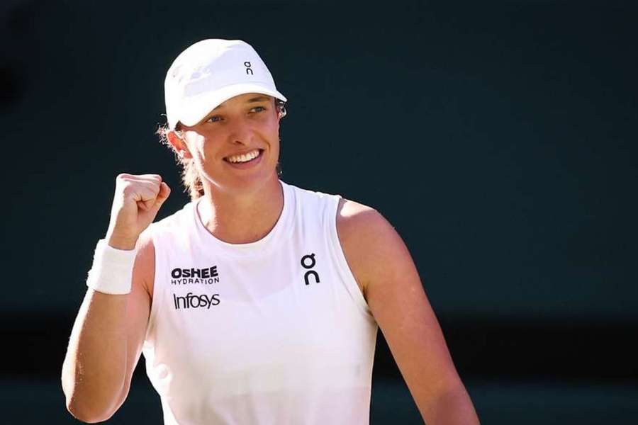 Świątek i Anisimova oraz ich statystyki. Rówieśniczki zagrają o tytuł Wimbledonu
