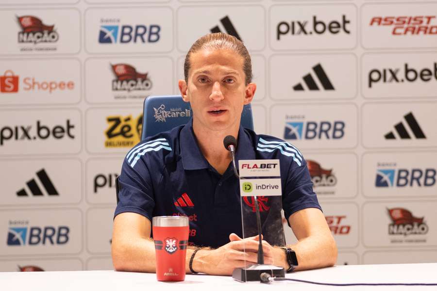 Filipe Luís reforçou seu compromisso com o Flamengo