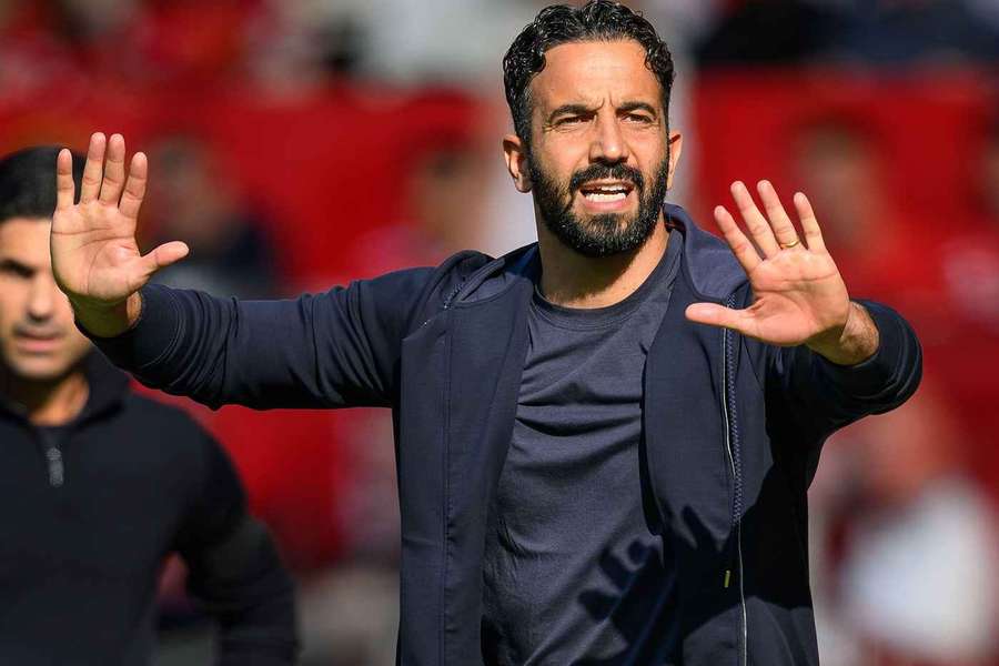 Ruben Amorim signe avec l’AC Milan jusqu’en 2028 Ruben Amorim signe avec l’AC Milan jusqu’en 2028
