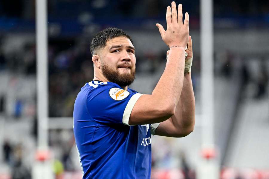 Emmanuel Meafou revient comme titulaire. Emmanuel Meafou revient comme titulaire.