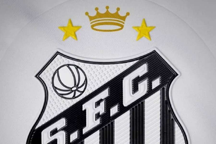Santos apresenta "teaser" de novo escudo com coroa em homenagem a Pelé