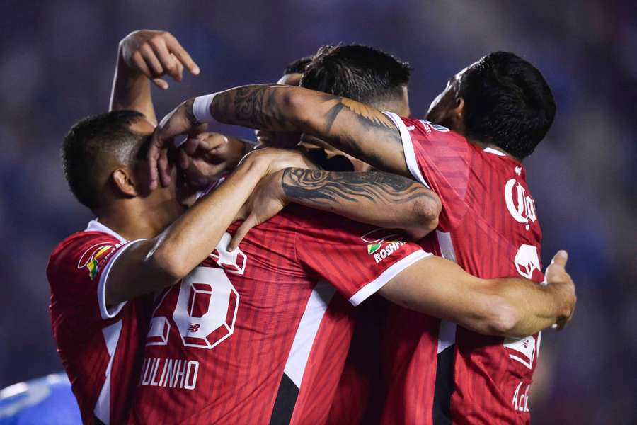 Jogadores do Toluca comemoram a vitória