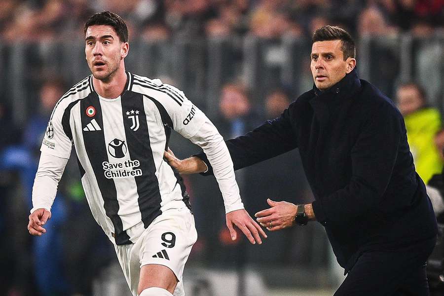 Thiago Motta a Dušan Vlahovič nemají ideální vztah.