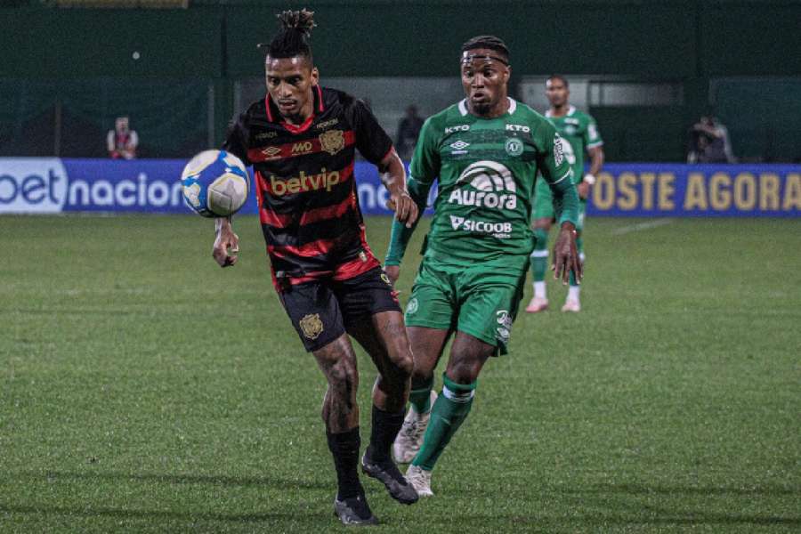 Chapecoense e Sport fizeram um jogo bastante disputado na Arena Condá