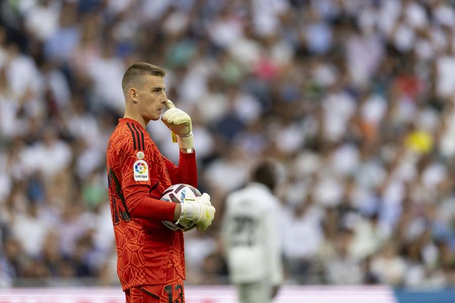 Lunin, titular ante el Barça en LaLiga