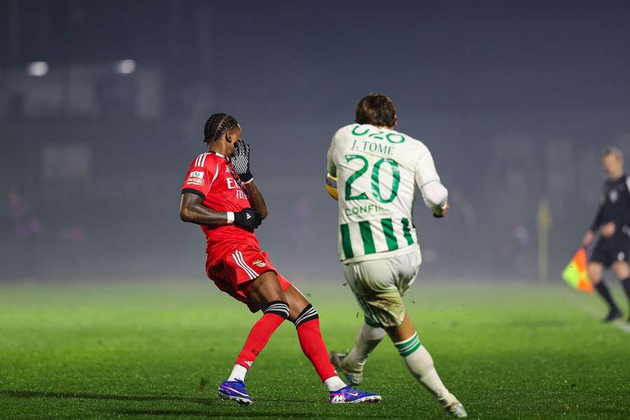 João Tomé perante Sidny Lopes Cabral