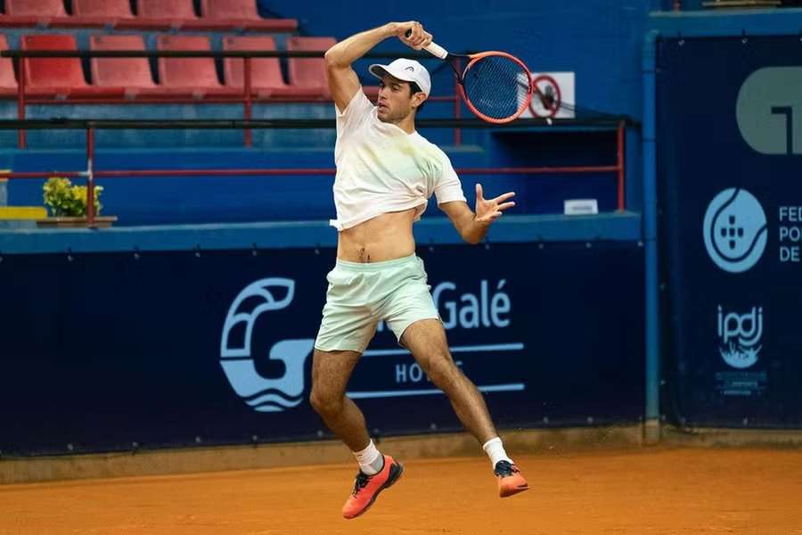 Nuno Borges venceu Andrea Pellegrino por 6-2 e 7-6 (7-2)