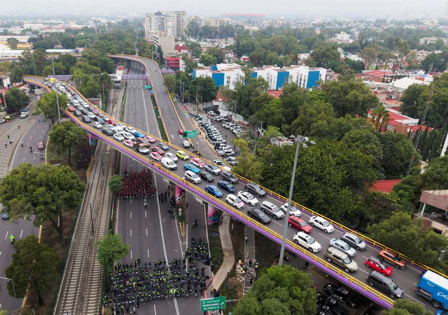 Protesto dos professores travou a Cidade do México Protesto dos professores travou a Cidade do México