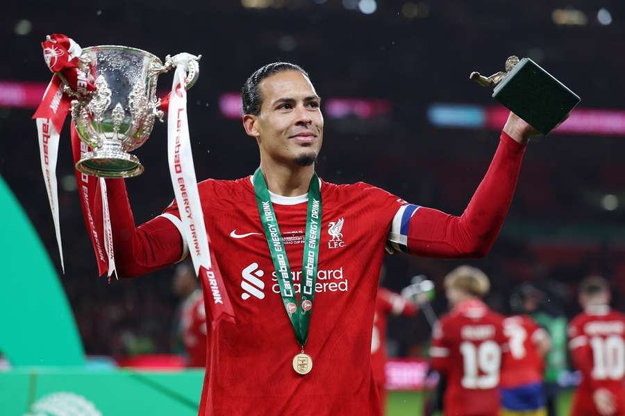 Virgil van Dijk won vandaag zijn eerste prijs als aanvoerder van Liverpool