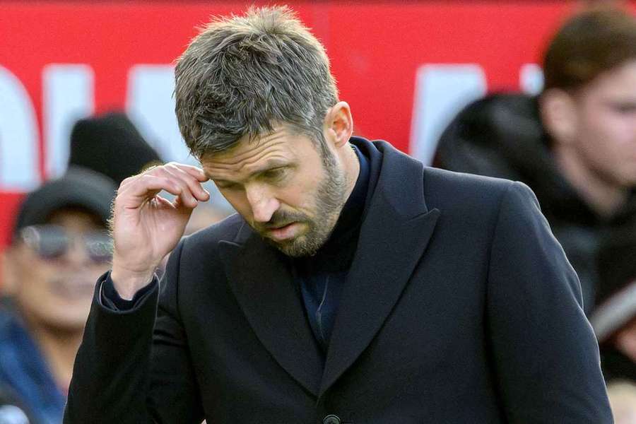 Pressure on Carrick as Arsenal get back to basics Pressure on Carrick as Arsenal get back to basics