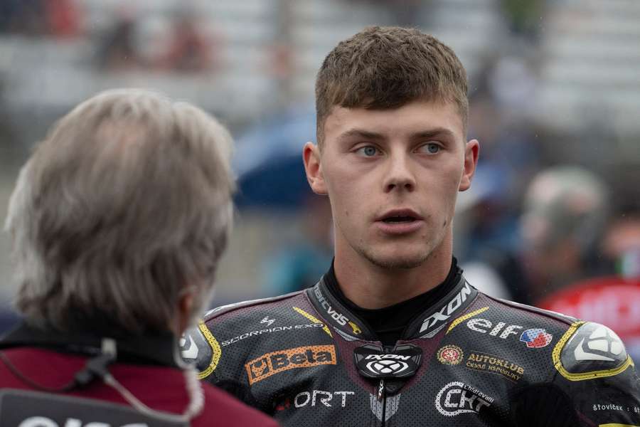 Salač má pro další sezonu nové angažmá, v Moto2 bude jezdit za stáj Onlyfans American Racing Salač má pro další sezonu nové angažmá, v Moto2 bude jezdit za stáj Onlyfans American Racing
