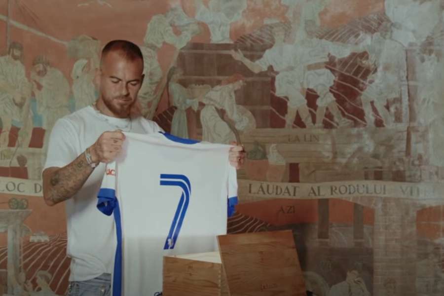 Denis Alibec prezintă noul echipament de acasă al Farului pentru sezonul 2026/2027