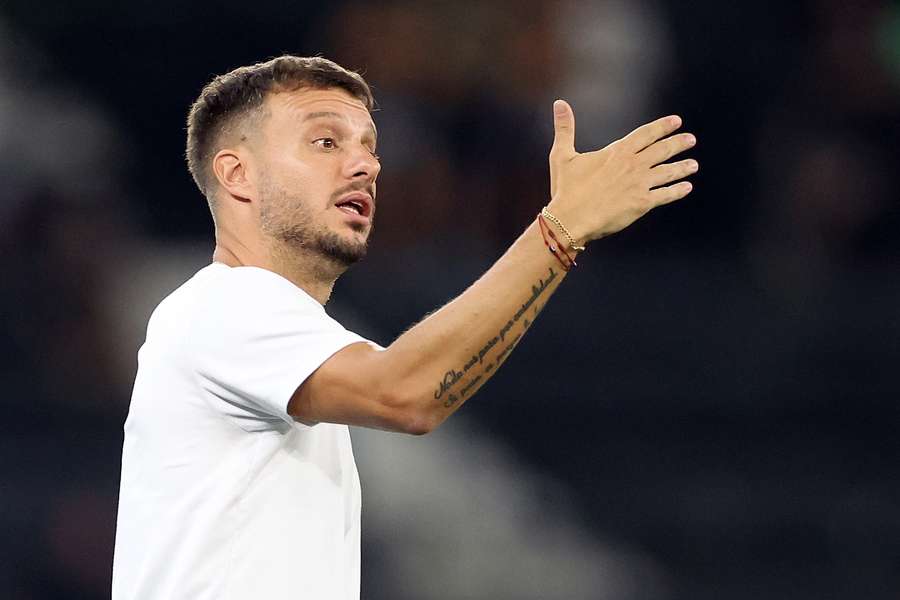 Martín Anselmi destacou atitude dos jogadores do Botafogo em jogo pesado na altitude